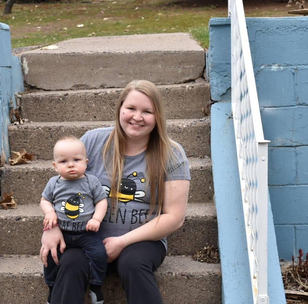 Meet your Posher, Tia